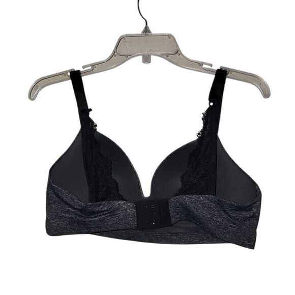 Soma Black Bra with Adjustable Straps and Full-Coverage Design - Picture 2 of 3